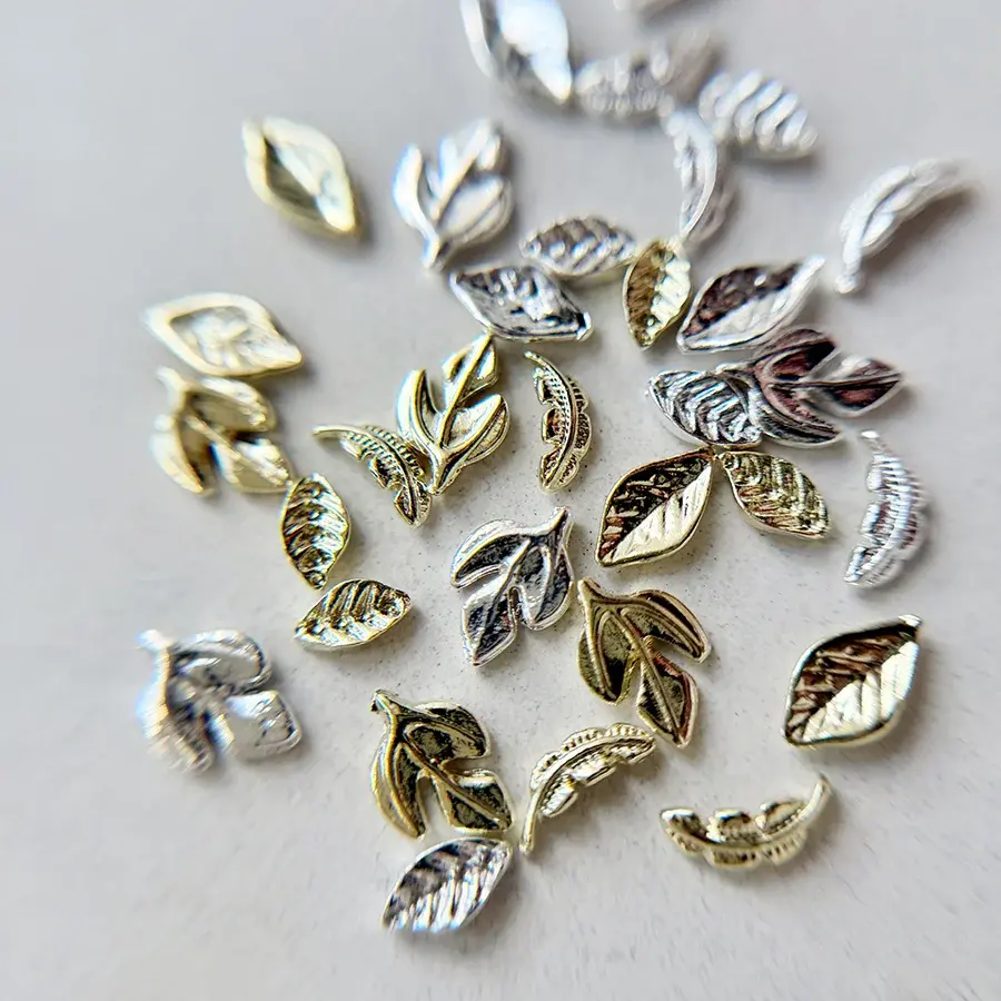 Marie eve mongeau bijoux feuilles metaux3