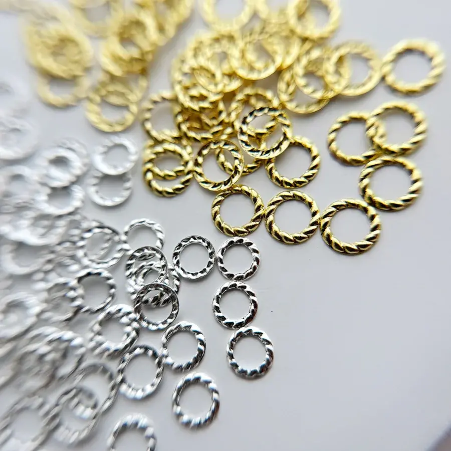 Marie eve mongeau bijoux metal rond vide givre3 1