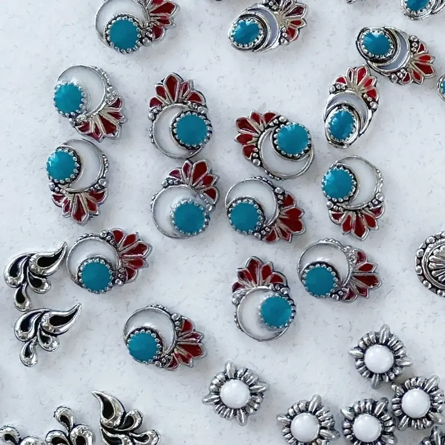 Marie eve mongeau bijoux vintage lune rouge bleu