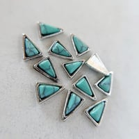 Marie eve mongeau bijoux vintage triangle aqua argent3