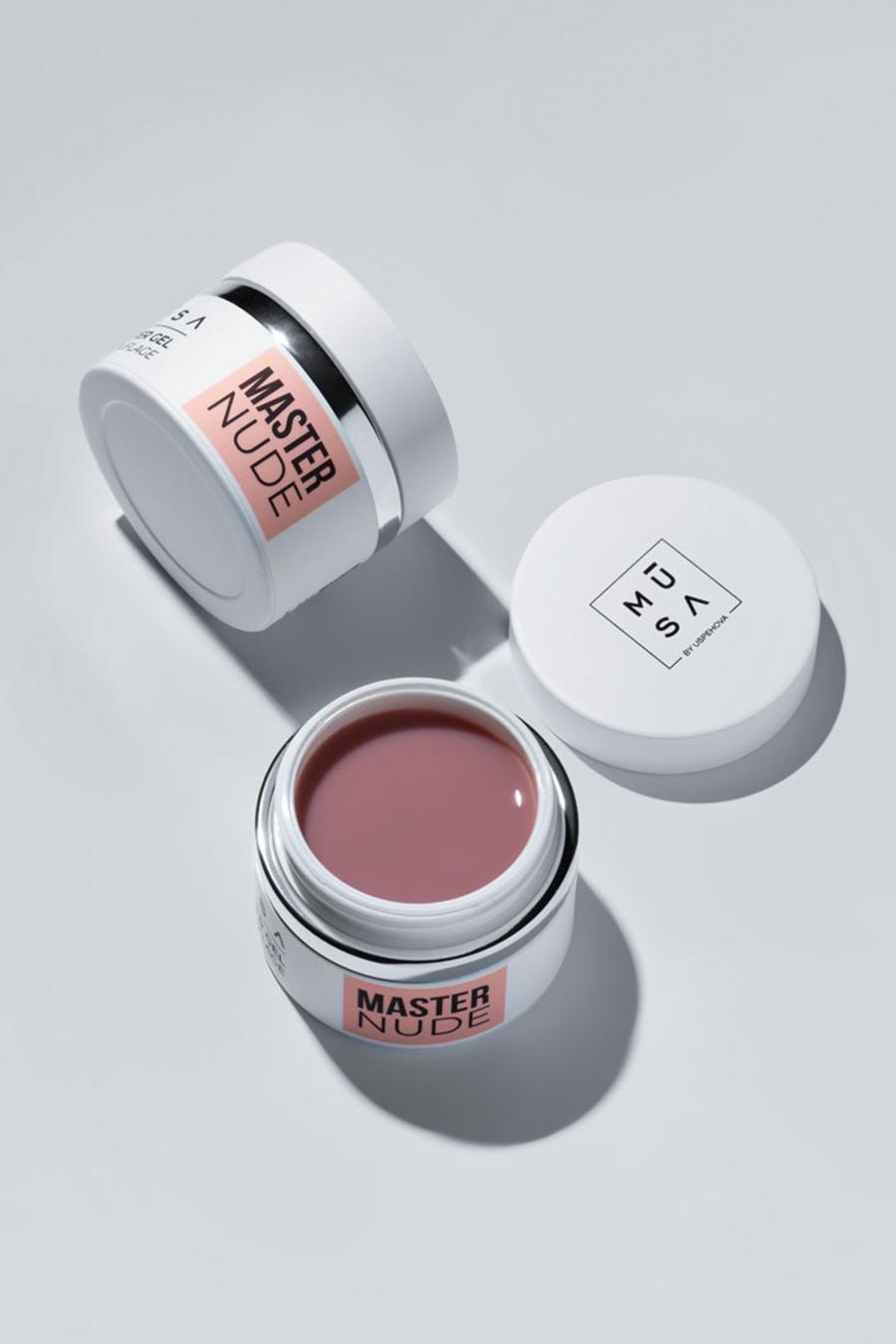 Master nude 4